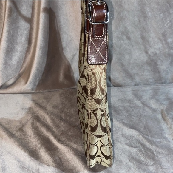 COACH 6045 Signature Canvas Half Moon Handbag - Brown Y2K - Picture 12 of 16